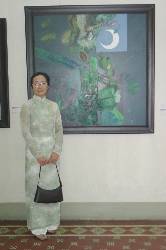 Quynh lors d'un vernissage
