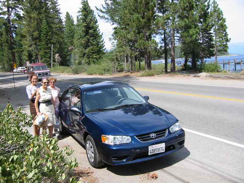 Germaine, Aline et Jeanine devant le lac Tahoe !